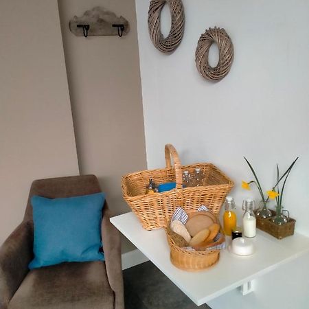 Bed and Breakfast De Grindweg Хльтен Экстерьер фото